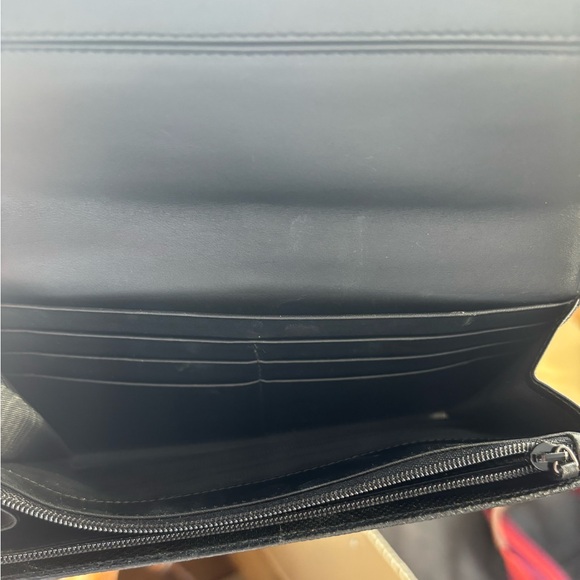 GUCCI GG Marmont Leather Long Bifold Wallet - Picture 4 of 11